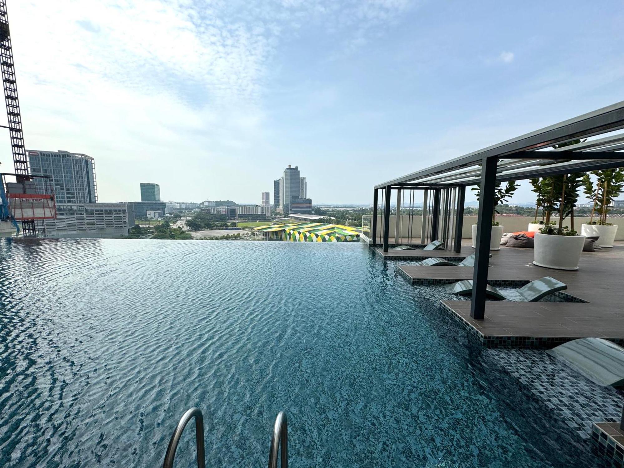 Setia Alam The Forum By Gomain // Next To Sccc